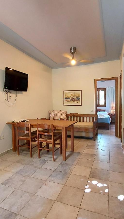 Doma Apartments ファラサルナ エクステリア 写真